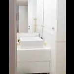 Great Flat & View In Historic By Lovelystay شقة بورتو