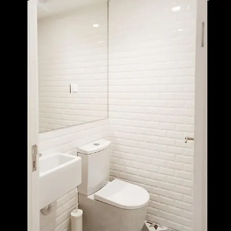Apartment Great Flat & View In Historic By Lovelystay