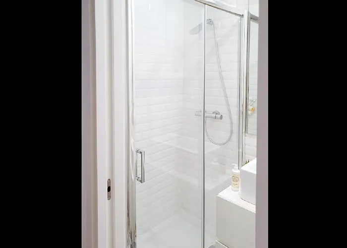 Great Flat & View In Historic By Lovelystay פורטו