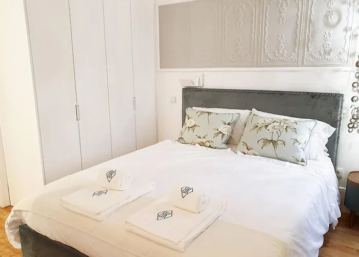 아파트 Great Flat & View In Historic By Lovelystay