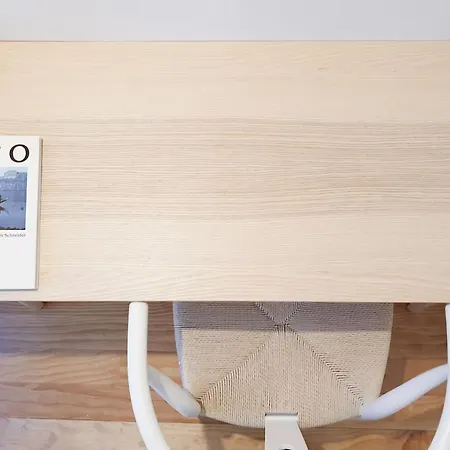 Great Flat & View In Historic By Lovelystay